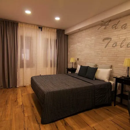 Adarve * Toledo